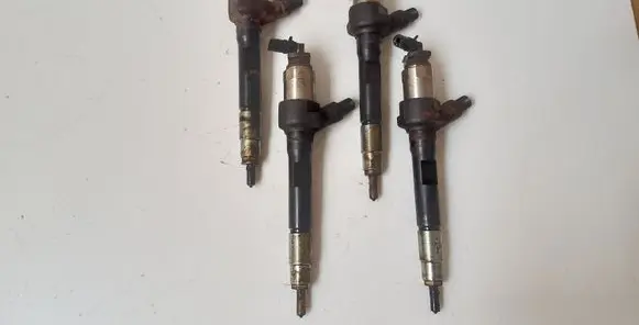 Mazda 6 Fuel injectors set R2AA13H50 001004L04024 EL002037