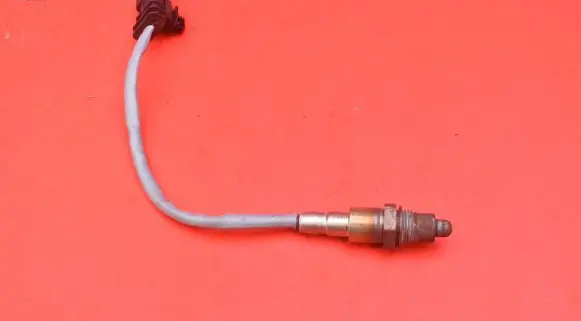 Opel Mokka Lambda probe sensor 9813838380