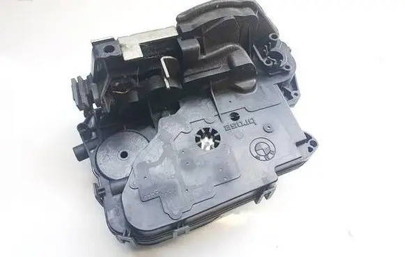 BMW 3 E90 E91 Front door lock 7059974