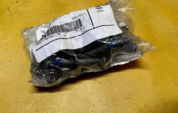 BMW X5 E70 Nuts/bolts 07129909348 9909348