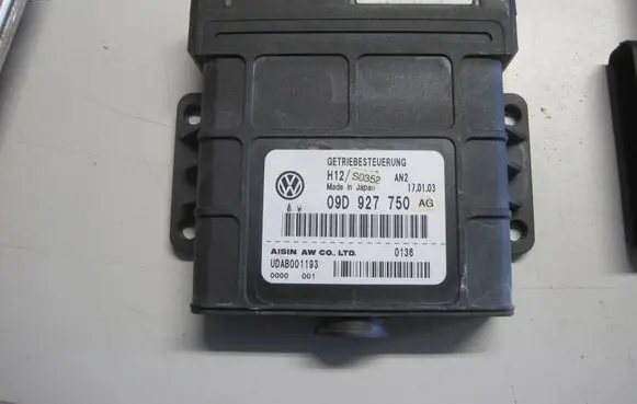 Porsche Cayenne (9PA) Gearbox control unit/module 09D927750AG
