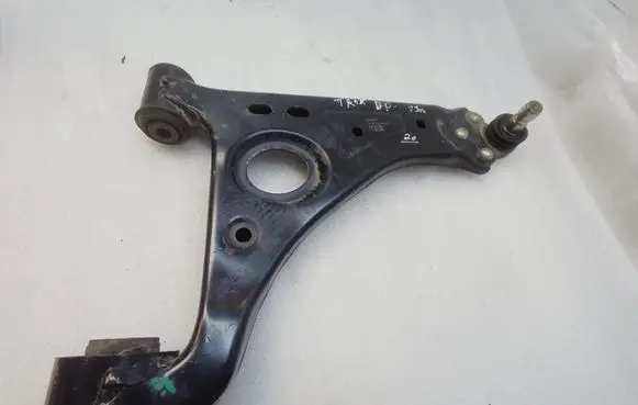 Chevrolet Trax Front lower control arm/wishbone