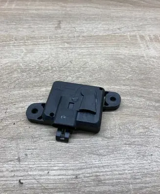 Opel Zafira A Airbag deployment crash/impact sensor 09133263 5WK42856