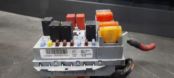 Alfa Romeo 156 Fuse box set 50513644