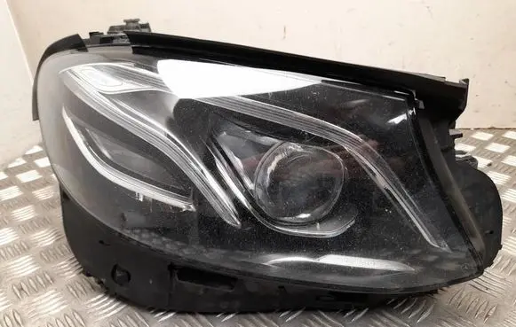 Mercedes-Benz E W213 Headlight/headlamp A2139069608