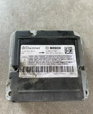 Mercedes-Benz Sprinter W906 Airbag control unit/module A0009004802 0285011847