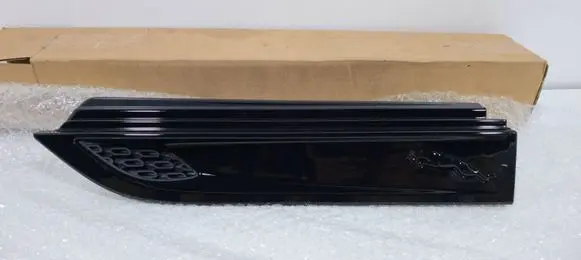 Jaguar F-Type Fender trim (molding) T2R33671 T2R43808 MX53280B11BD