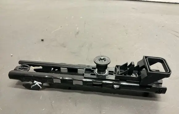 Tesla Model Y Seat belt height adjuster 106813001B