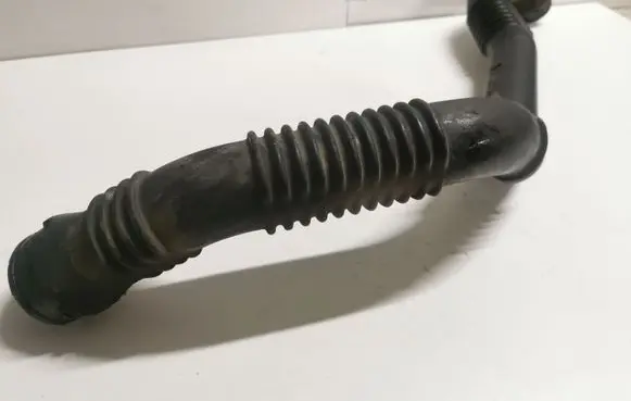 Mercedes-Benz B W245 Intercooler hose/pipe A1695200701