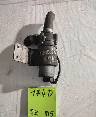 Mercedes-Benz C W202 Electric auxiliary coolant/water pump 2028300008