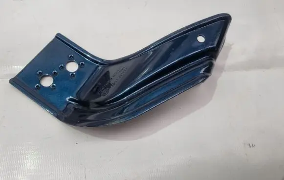 Skoda Karoq Fender mounting bracket 57A824431