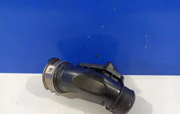 Volvo XC90 Intake resonator P31422060 31422061