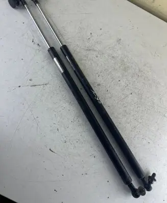 Honda CR-V Tailgate/trunk strut/damper 7K18