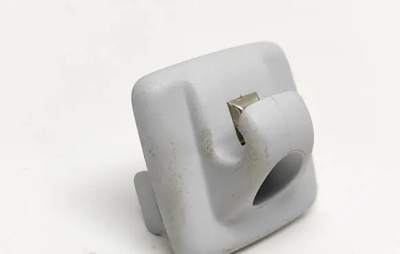 Peugeot 308 Sun visor clip/hook/bracket 