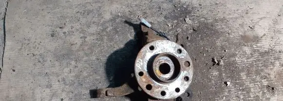 Opel Astra H Front wheel hub