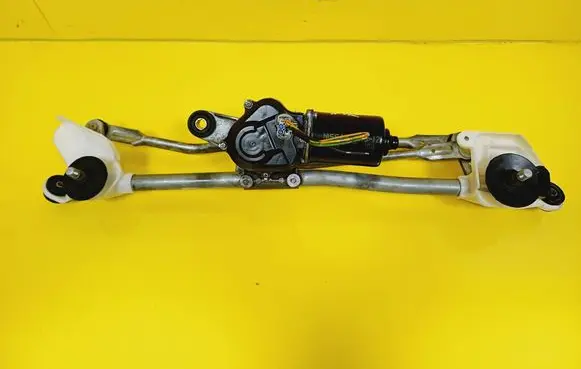 Nissan Micra Front wiper linkage and motor 26810AX700 1155646-B