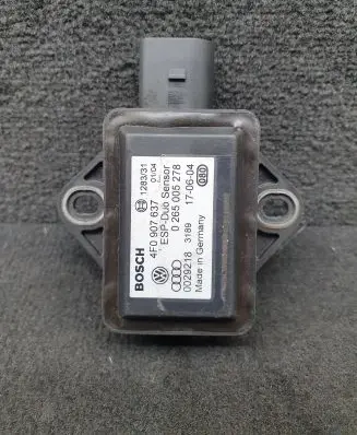 Audi A6 S6 C6 4F ESP acceleration yaw rate sensor 4F0907637