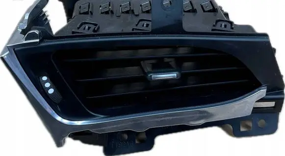 Cadillac Escalade IV Dashboard side air vent grill/cover trim 22946837