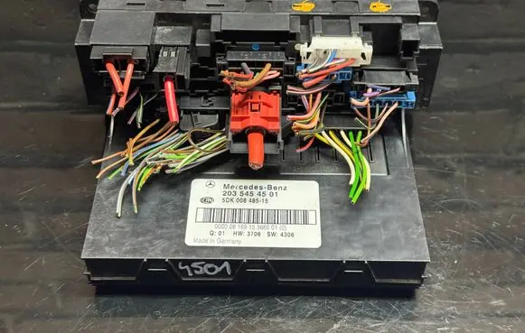 Mercedes-Benz CLC CL203 Fuse box set 2035454501 5DK00848515
