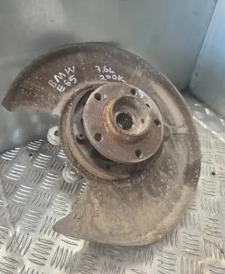 BMW 7 E65 E66 Rear wheel hub 