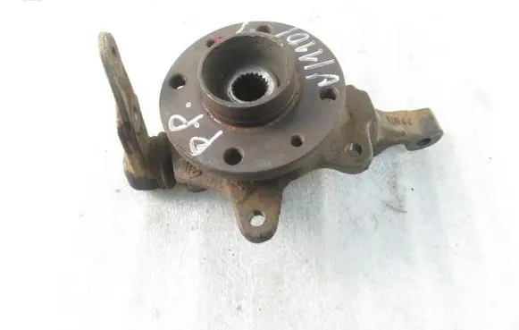Renault Kangoo I Front wheel hub spindle knuckle