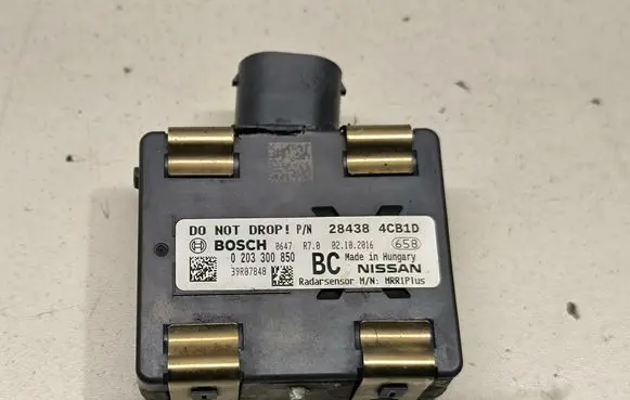 Nissan X-Trail T32 Distronic sensor radar 284384CB1D