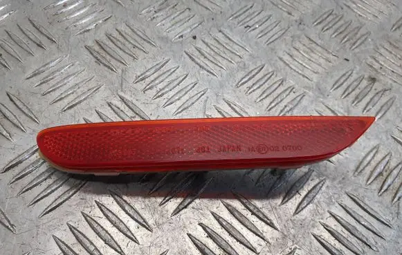 Nissan Qashqai Rear tail light reflector 3314207l