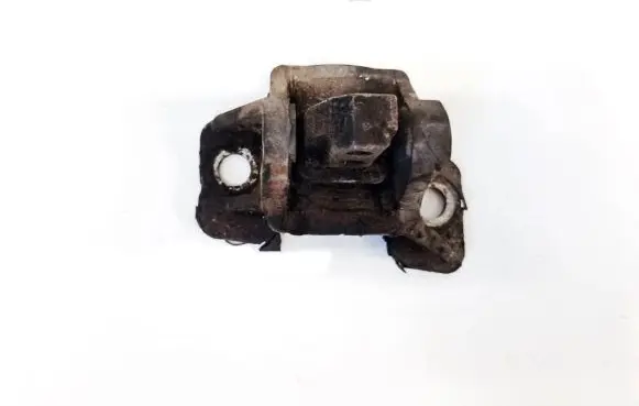 Volvo S80 Engine mount bracket 9135178