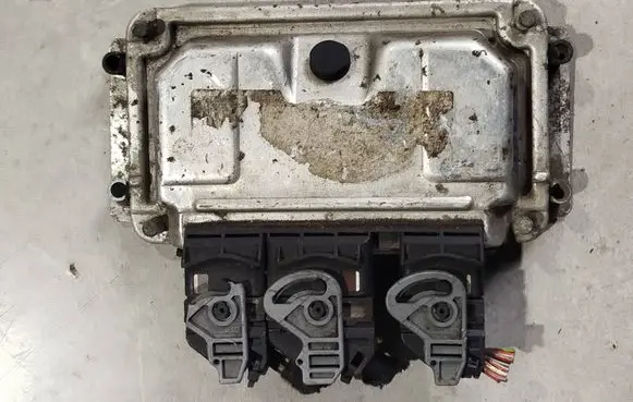 Peugeot 206 Engine control unit/module ECU 9656659380 0261207477