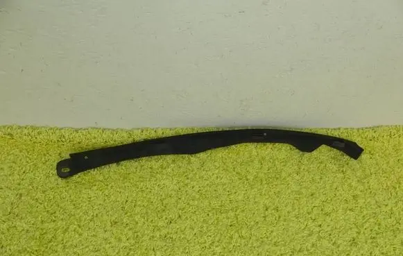 Audi A4 S4 B9 8W Engine compartment rubber 8W0823125