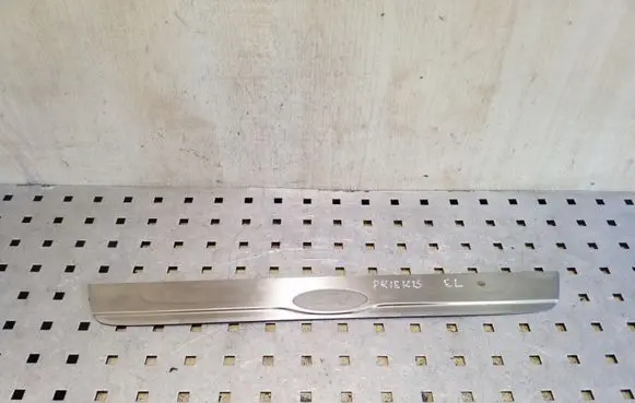 Ford Focus Front sill trim cover