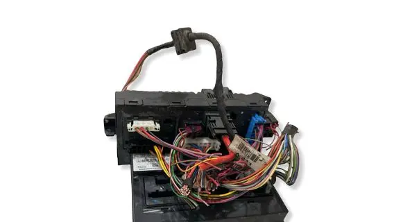 Mercedes-Benz E W211 Fuse module 2115453001