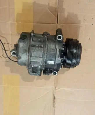 BMW 5 E39 Air conditioning (A/C) compressor (pump) 4472208 7SBU16C