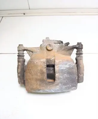 Volkswagen Golf VII Front brake caliper 6798F