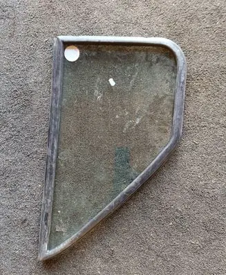 Ford Transit Rear side window 43R00021