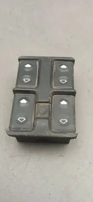 BMW 5 E34 Electric window control switch 1379075