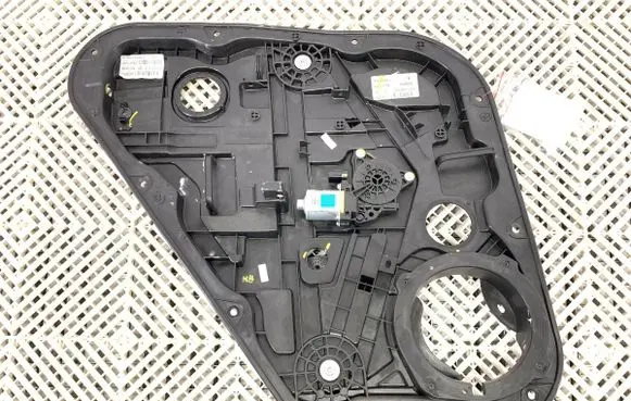KIA Sportage Rear door window regulator with motor 83470F1000