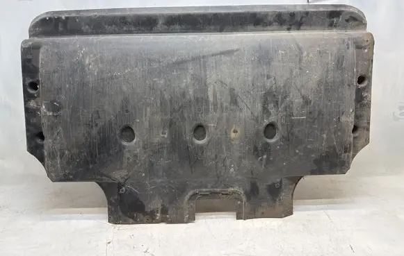BMW 5 E39 Engine splash shield/under tray 12498988