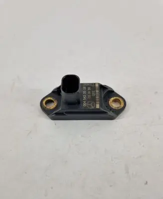 Mercedes-Benz R W251 Airbag deployment crash/impact sensor 0045423518