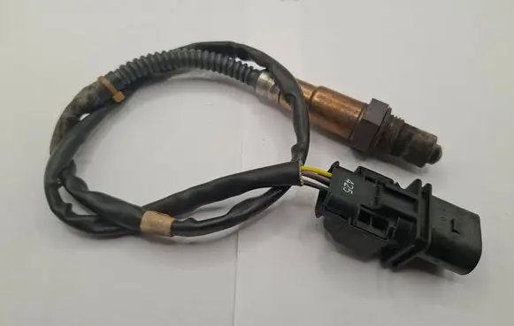 Volkswagen Caddy Lambda probe sensor 1928404687 0603020813