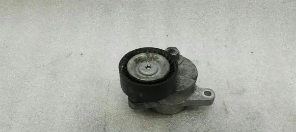 Mercedes-Benz C W205 Generator/alternator belt tensioner A2762000370