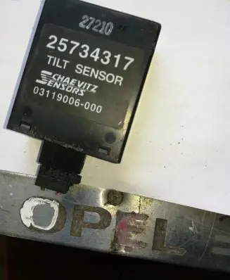 Opel Antara Yaw turn rate sensor 25734317