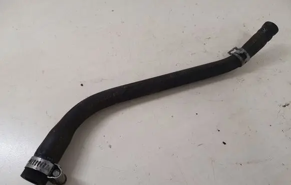 Mercedes-Benz Vito Viano W639 Engine coolant pipe/hose A6395014882