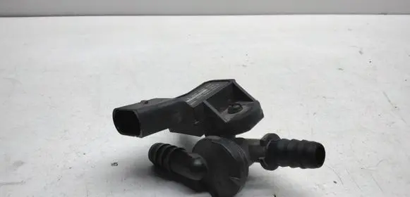 Skoda Octavia Mk2 (1Z) Air pressure sensor 036906051G