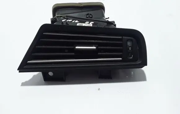 BMW 5 F10 F11 Dashboard side air vent grill/cover trim 9166890