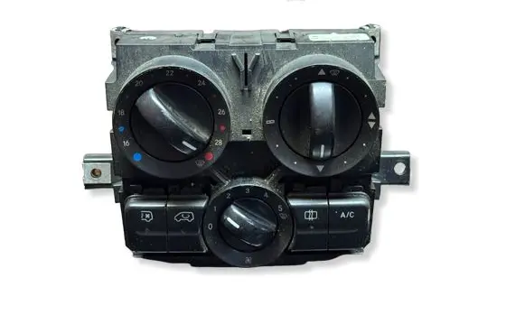 Mercedes-Benz Vito Viano W639 Climate control unit A6399060100 C9316005 5HB00851217