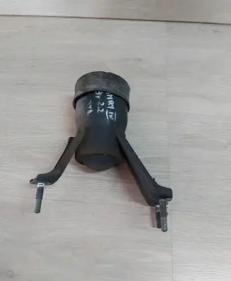Toyota Camry Engine mount vacuum valve 