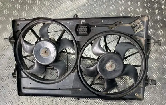 Ford Focus Radiator cooling fan shroud 0130107802 98AB8C607FM