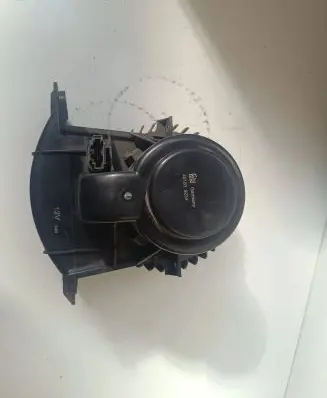 Volkswagen Multivan T5 Heater fan/blower 401839224