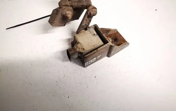 Mazda 6 Front height sensor lever 